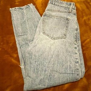 Zara Highwaisted Jeans